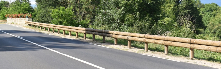 Wood/steel Guardrails