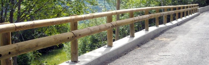 Ref 800 401-01: a total wood junction to connect the guardrail to the handrail