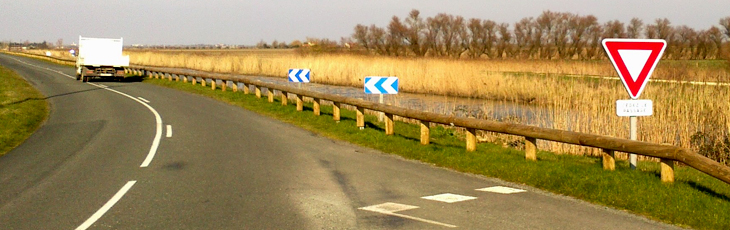 Wood/steel Guardrails